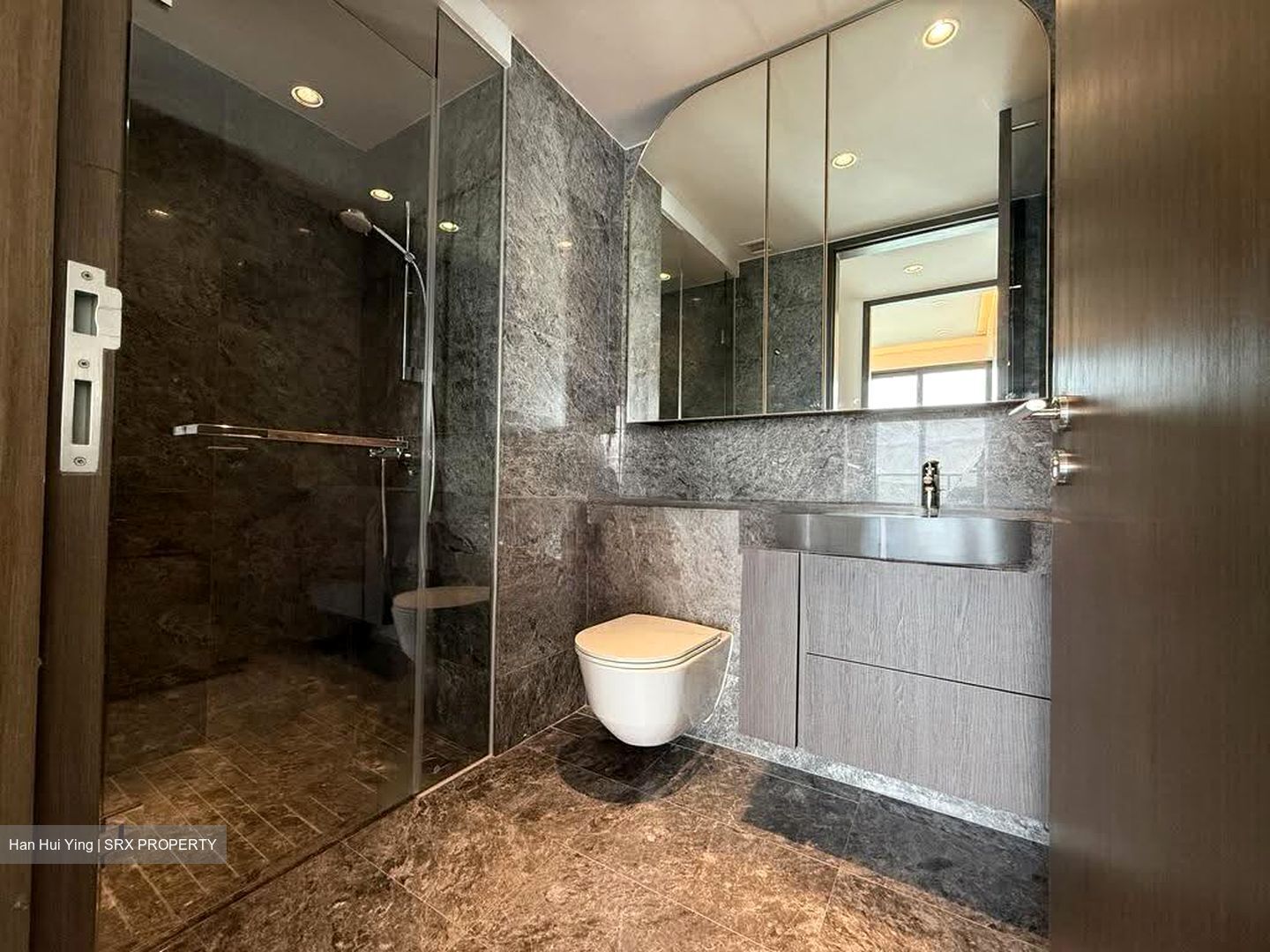 Avenue South Residence (D3), Apartment #626519421